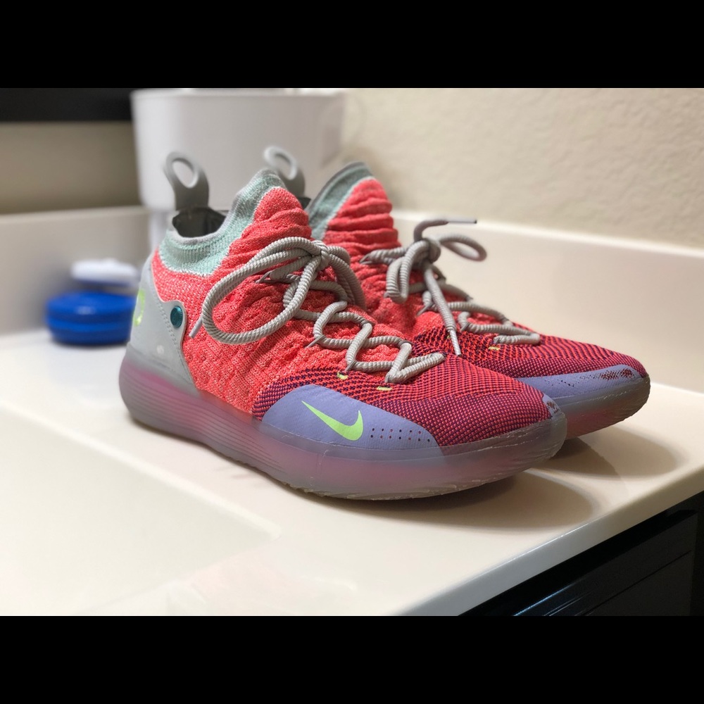 KD 11 EYBL